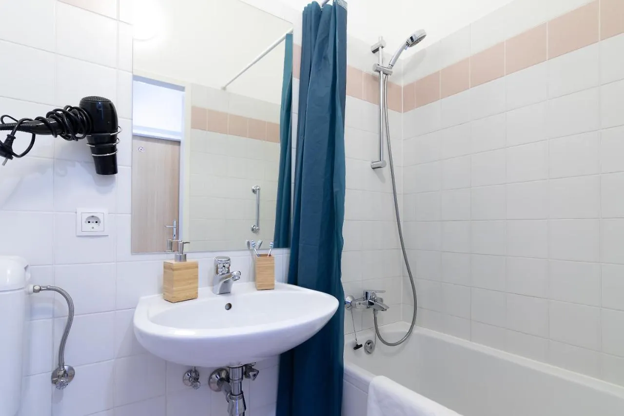 Yeshello Apartment Near Central Station Viena